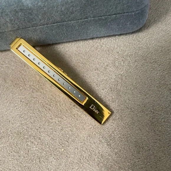 CHRISTIAN DIOR *Rare* 1990’s Vintage Two Toned Tie Clip / Scarf Clip - Picture 5 of 7